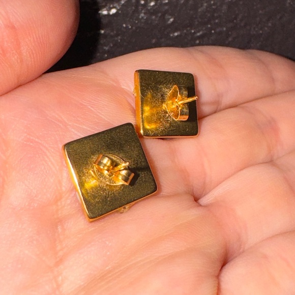 Western style Gold and turquoise square stud earrings - Picture 4 of 5